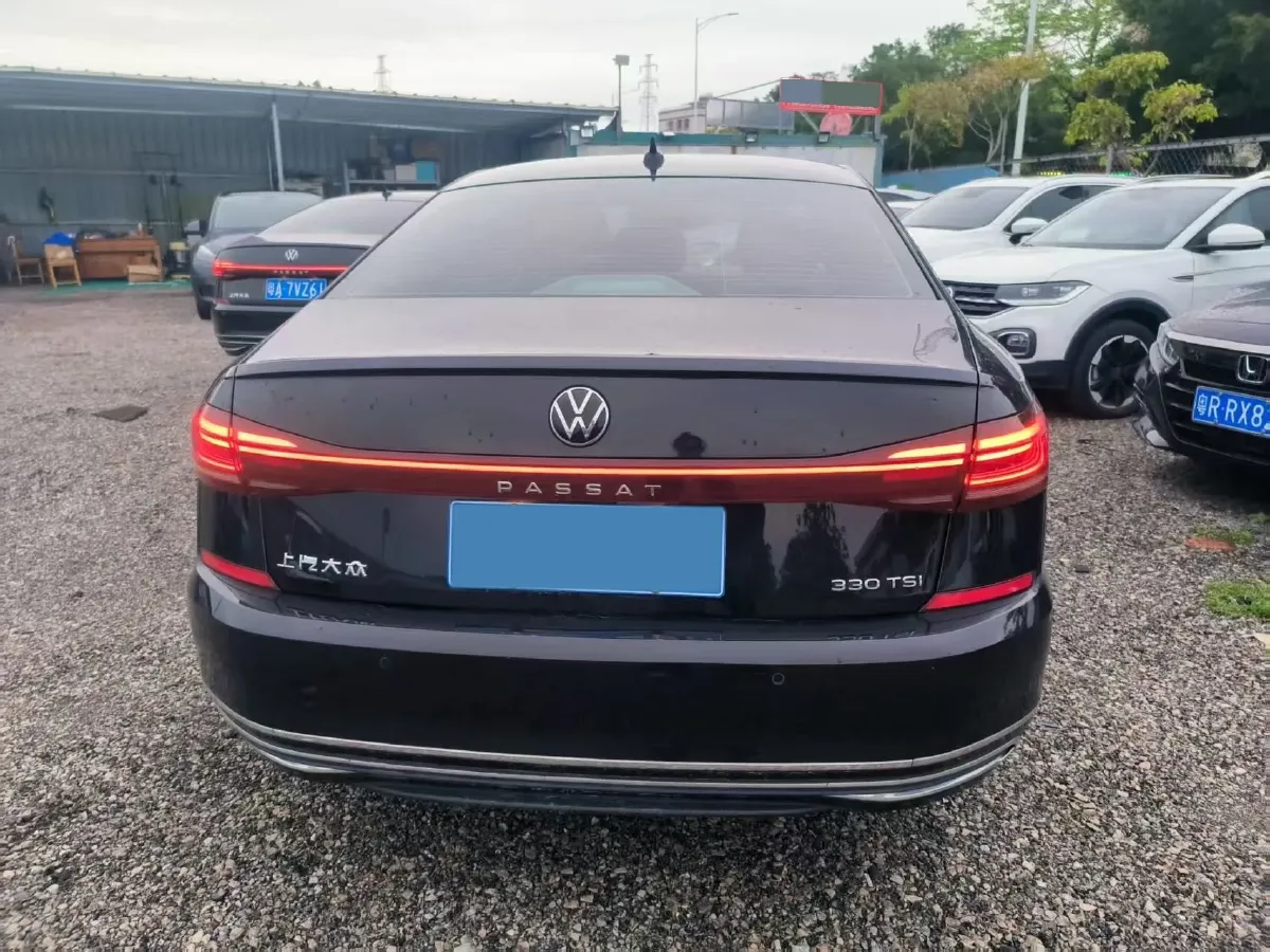 2023 Volkswagen Passat 2.0T 186HP L4 7DCT,autocango,china used car exporter,china ev exporter,chinese used car exporter,chinese used ev exporter