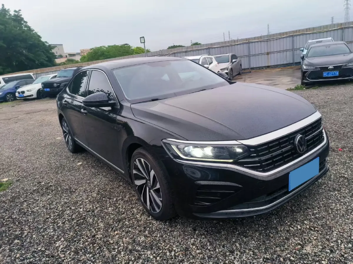 2023 Volkswagen Passat 2.0T 186HP L4 7DCT,autocango,china used car exporter,china ev exporter,chinese used car exporter,chinese used ev exporter