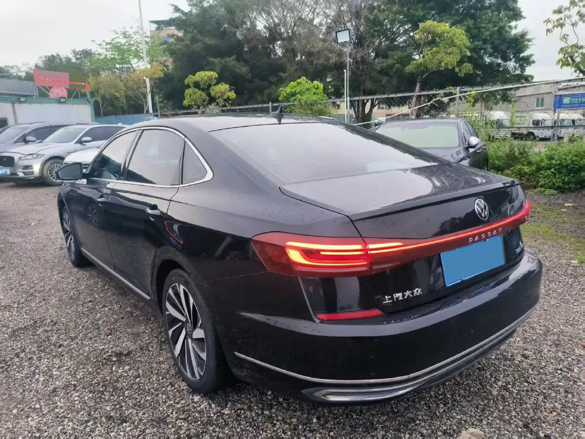 2023 Volkswagen Passat 2.0T 186HP L4 7DCT,autocango,china used car exporter,china ev exporter,chinese used car exporter,chinese used ev exporter