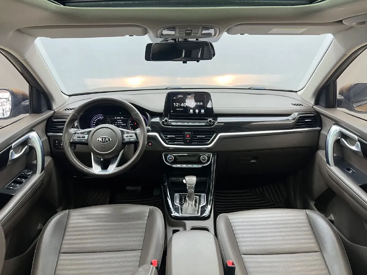 2018 Kia Sportage R 2.0L 160HP L4 6AT,autocango,china used car exporter,china ev exporter,chinese used car exporter,chinese used ev exporter