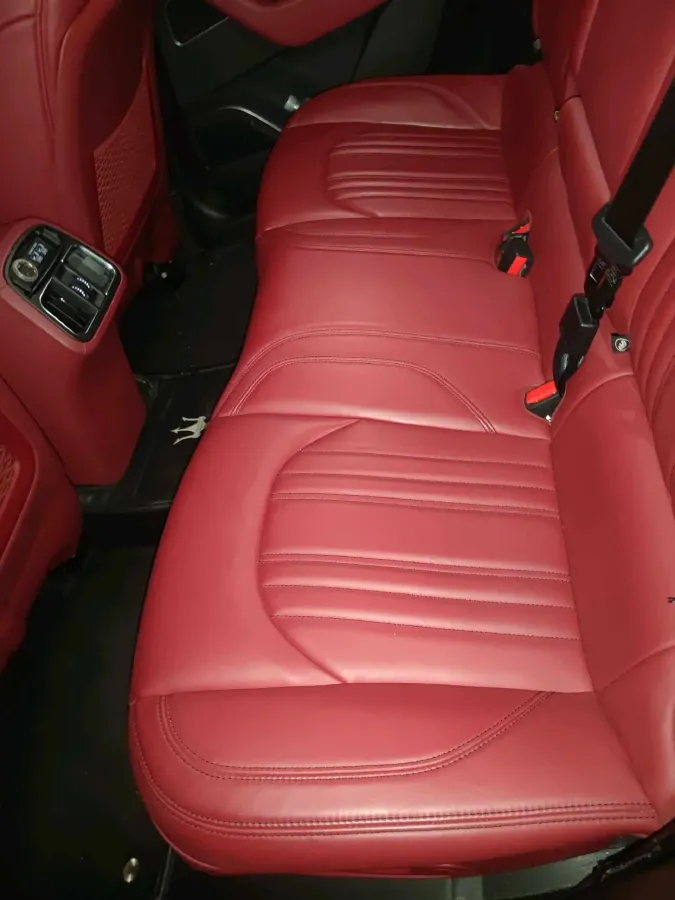 2018 Maserati Levante 3.0T 350HP V6 8AT,autocango,china used car exporter,china ev exporter,chinese used car exporter,chinese used ev exporter