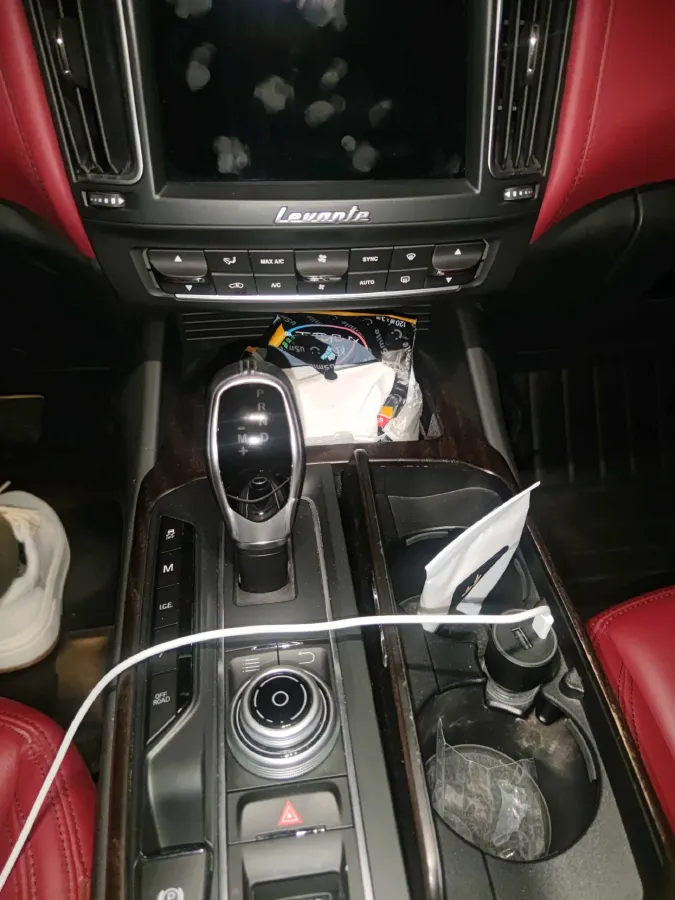 2018 Maserati Levante 3.0T 350HP V6 8AT,autocango,china used car exporter,china ev exporter,chinese used car exporter,chinese used ev exporter