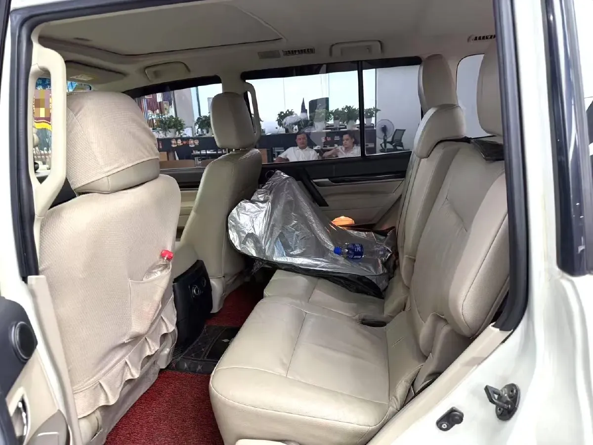 2017 Volkswagen Alltrack 2.0T 220HP L4 7DCT,autocango,china used car exporter,china ev exporter,chinese used car exporter,chinese used ev exporter