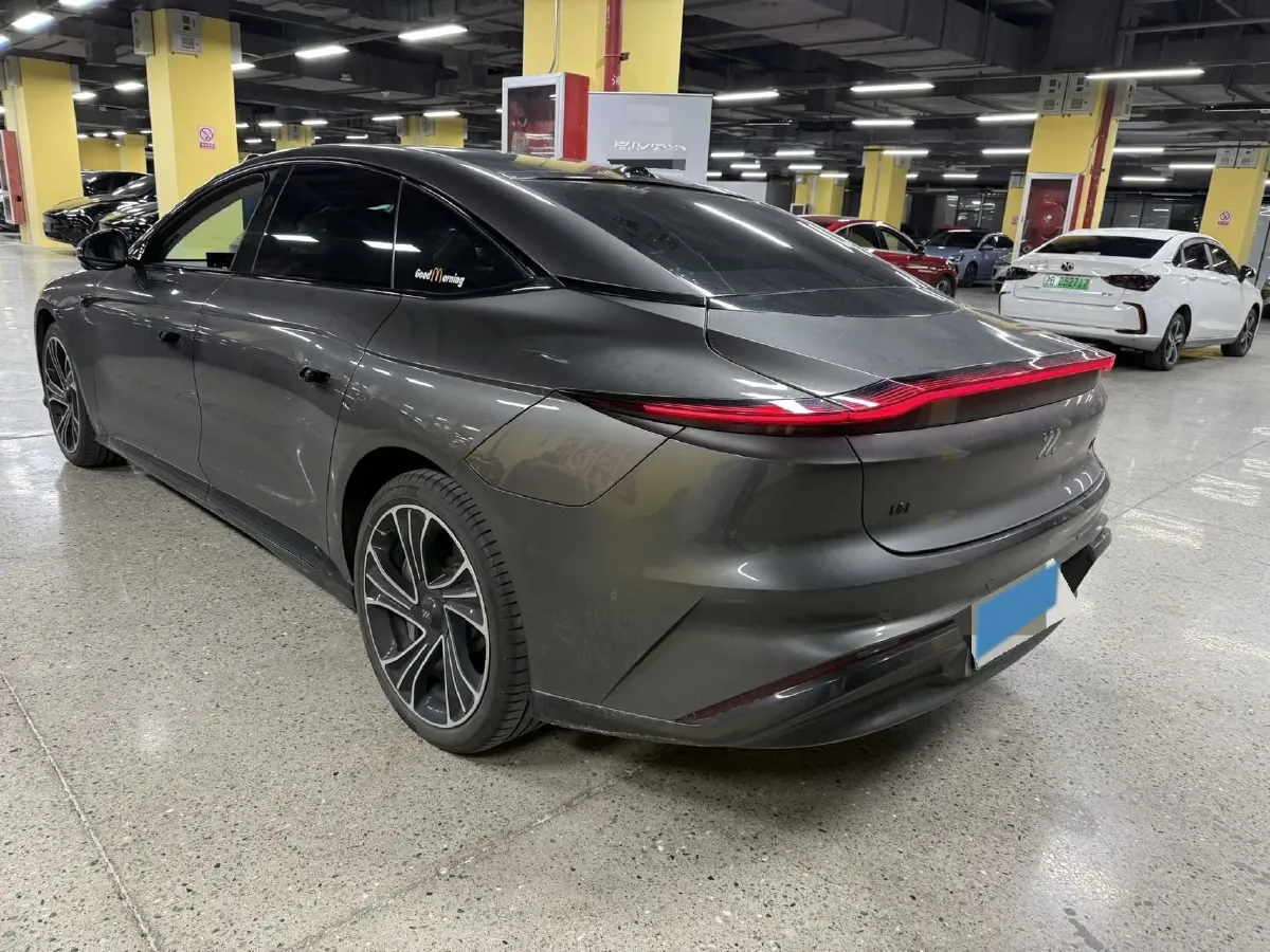 2024 IM L7 BEV 90KWH,autocango,china used car exporter,china ev exporter,chinese used car exporter,chinese used ev exporter