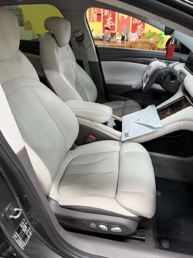 2024 IM L7 BEV 90KWH,autocango,china used car exporter,china ev exporter,chinese used car exporter,chinese used ev exporter