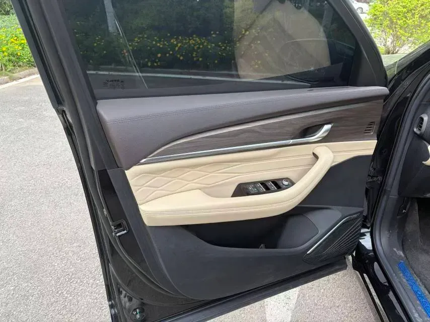 2025 Geely Monjaro 2.0T 238HP L4 8AT,autocango,china used car exporter,china ev exporter,chinese used car exporter,chinese used ev exporter