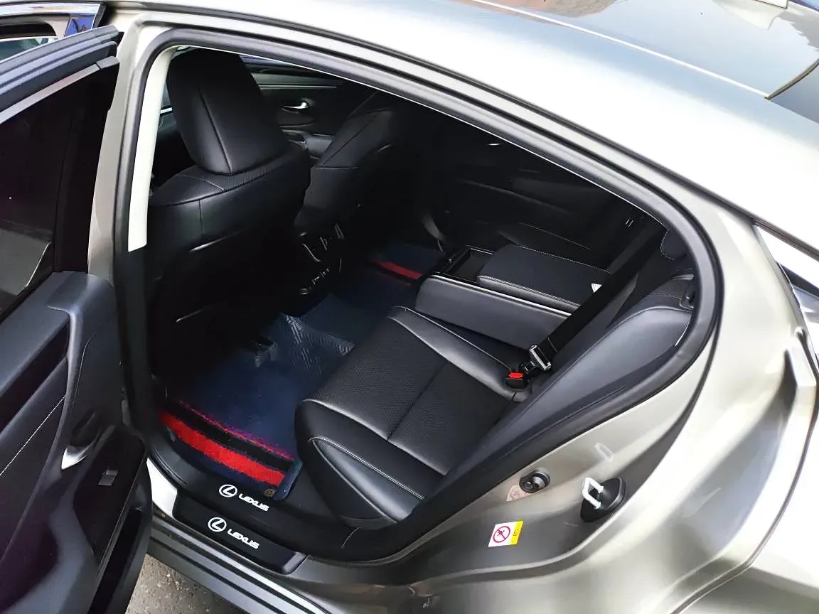 2018 Lexus ES 2.0L 167HP L4 6AT,autocango,china used car exporter,china ev exporter,chinese used car exporter,chinese used ev exporter