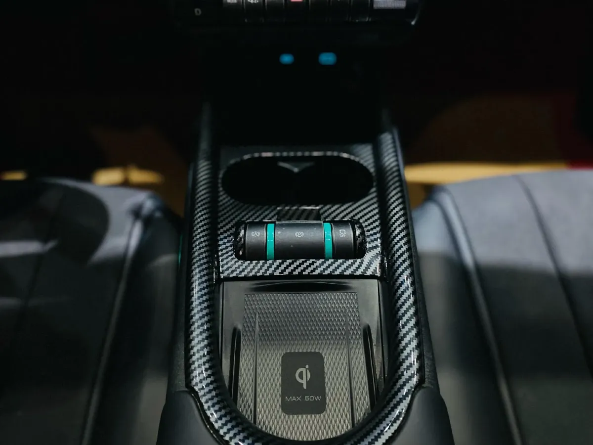 2024 BYD Dolphin BEV 44.928KWH,autocango,china used car exporter,china ev exporter,chinese used car exporter,chinese used ev exporter