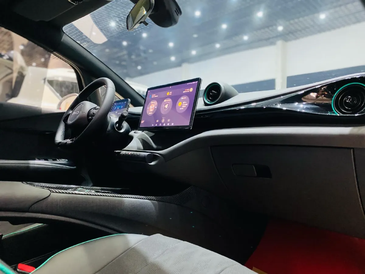 2024 BYD Dolphin BEV 44.928KWH,autocango,china used car exporter,china ev exporter,chinese used car exporter,chinese used ev exporter