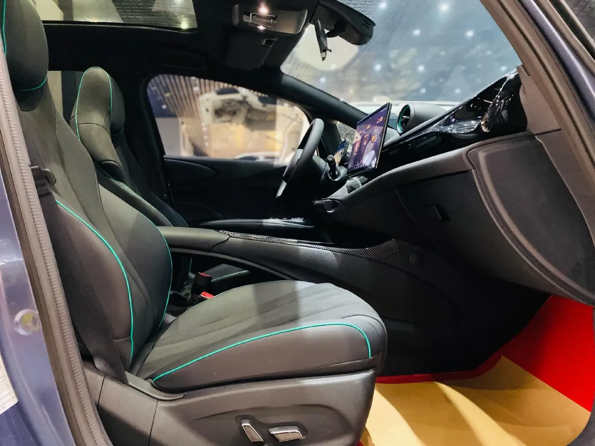 2024 BYD Dolphin BEV 44.928KWH,autocango,china used car exporter,china ev exporter,chinese used car exporter,chinese used ev exporter