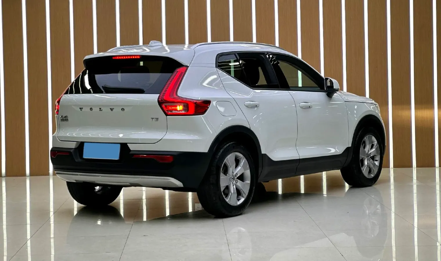 2020 Volvo XC40 1.5T 163HP L3 8AT,autocango,china used car exporter,china ev exporter,chinese used car exporter,chinese used ev exporter