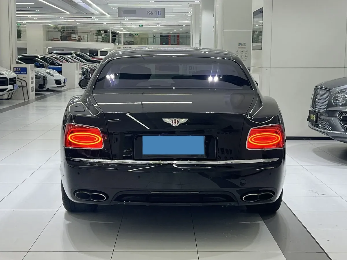2017 Bentley Flying Spur 4.0T 528HP V8 8AT,autocango,china used car exporter,china ev exporter,chinese used car exporter,chinese used ev exporter