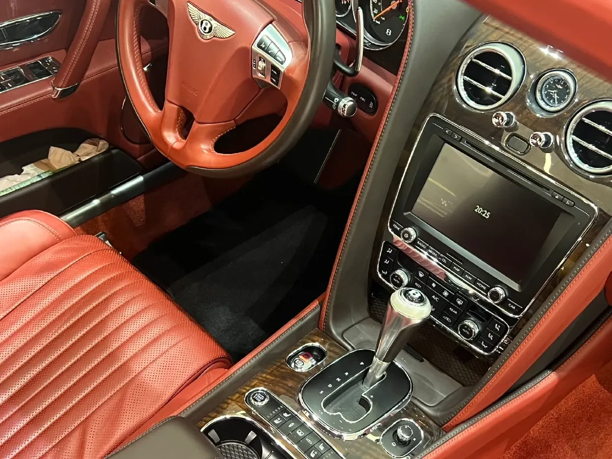 2017 Bentley Flying Spur 4.0T 528HP V8 8AT,autocango,china used car exporter,china ev exporter,chinese used car exporter,chinese used ev exporter