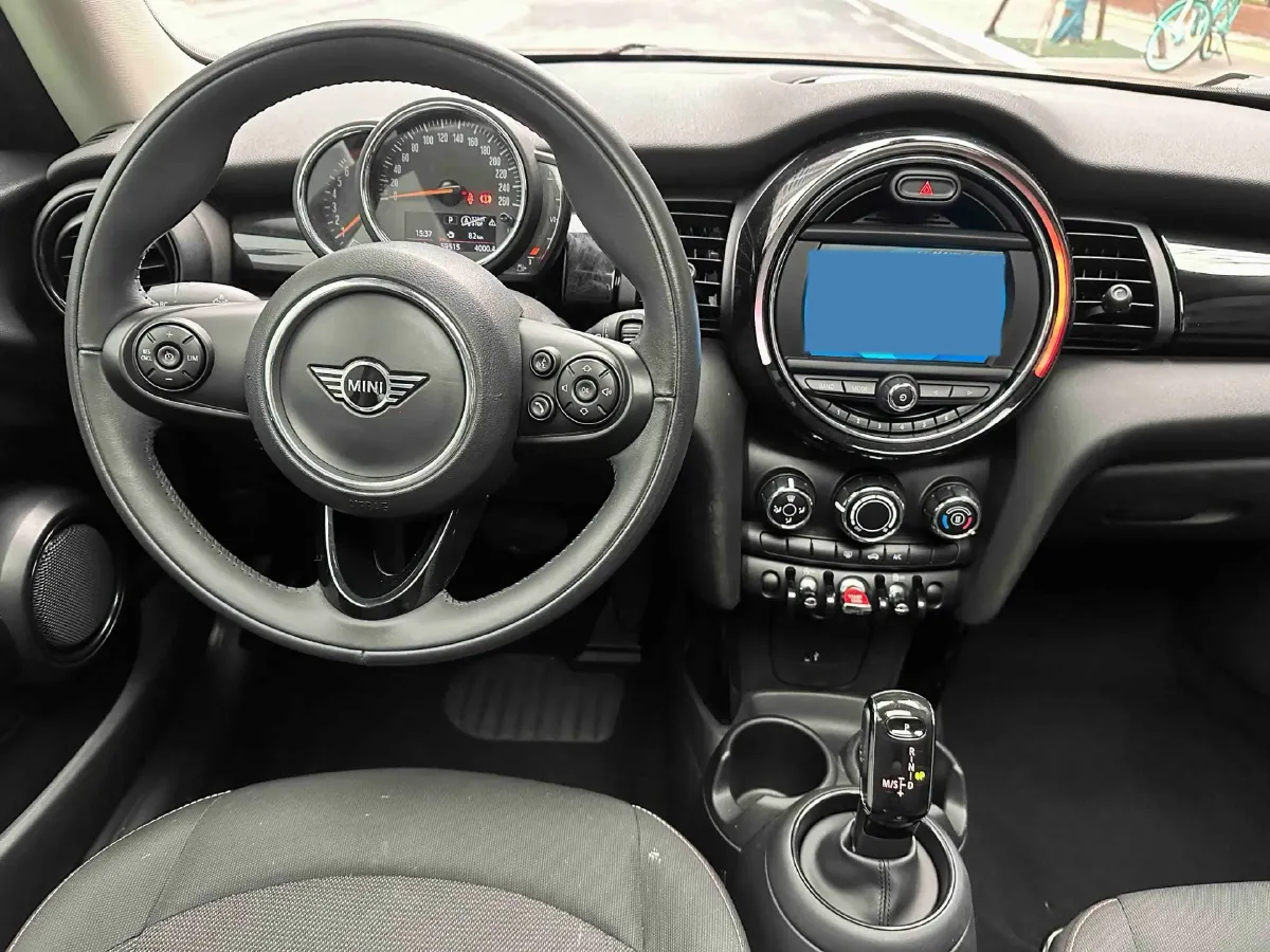 2019 MINI MINI 1.5T 102HP L3 7DCT,autocango,china used car exporter,china ev exporter,chinese used car exporter,chinese used ev exporter