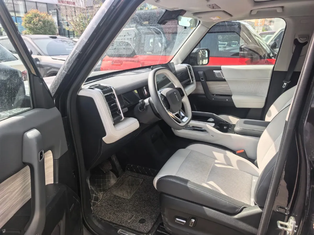 2024 iCAR iCAR 03 BEV 65.69KWH,autocango,china used car exporter,china ev exporter,chinese used car exporter,chinese used ev exporter