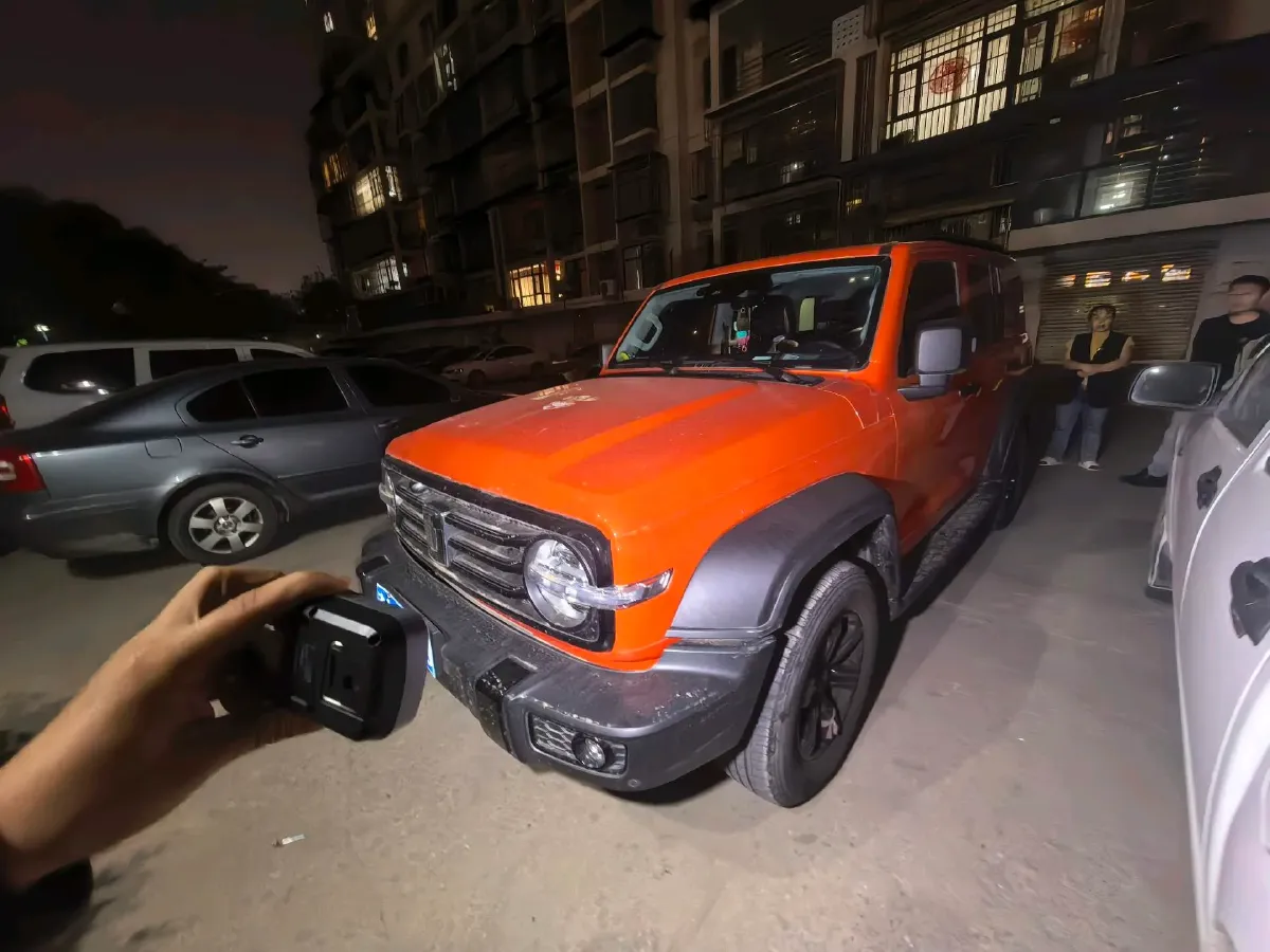 2023 Tank 300 2.0T 227HP L4 8AT,autocango,china used car exporter,china ev exporter,chinese used car exporter,chinese used ev exporter