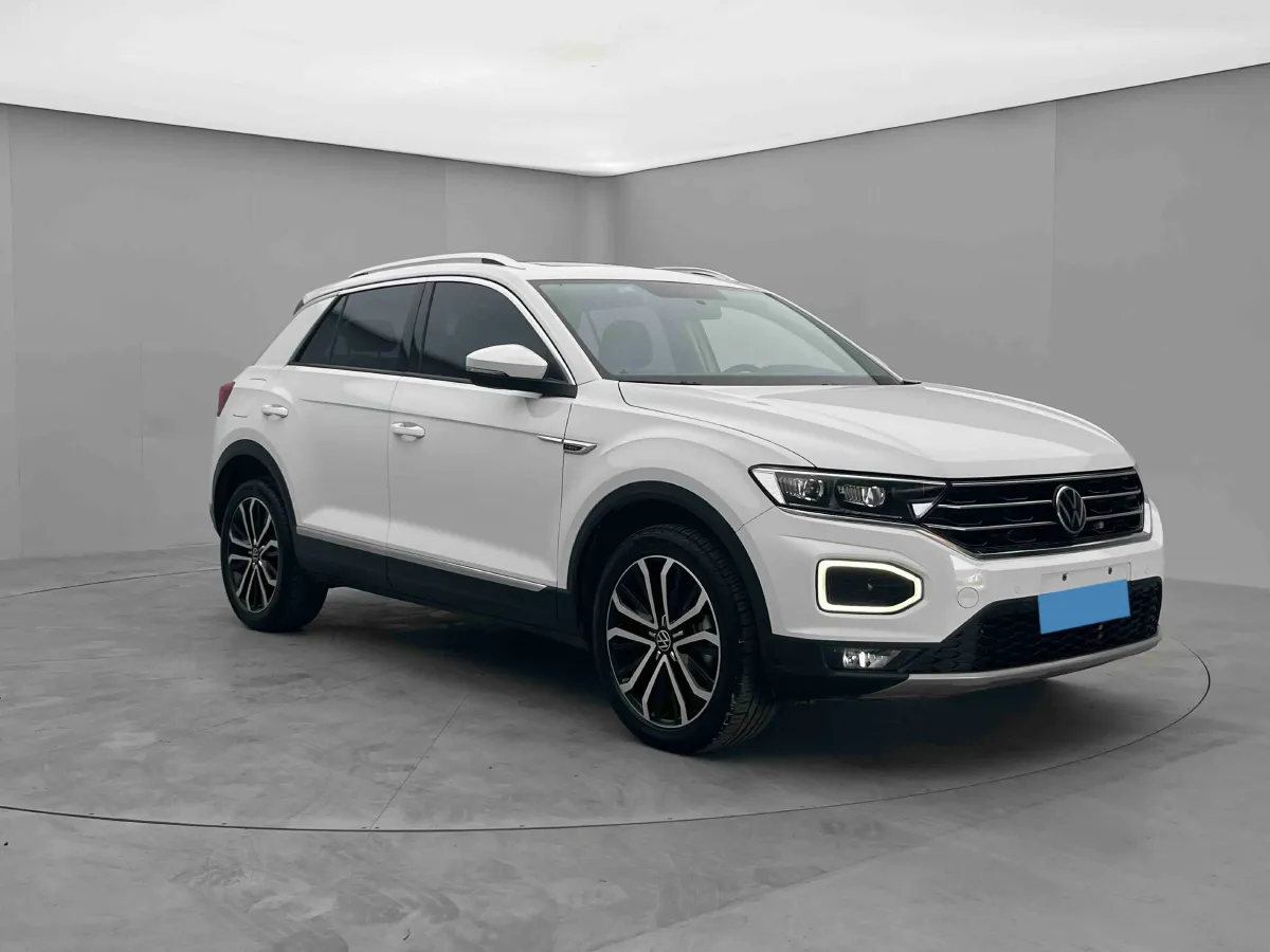 2022 Volkswagen T-Roc 1.4T 150HP L4 7DCT,autocango,china used car exporter,china ev exporter,chinese used car exporter,chinese used ev exporter