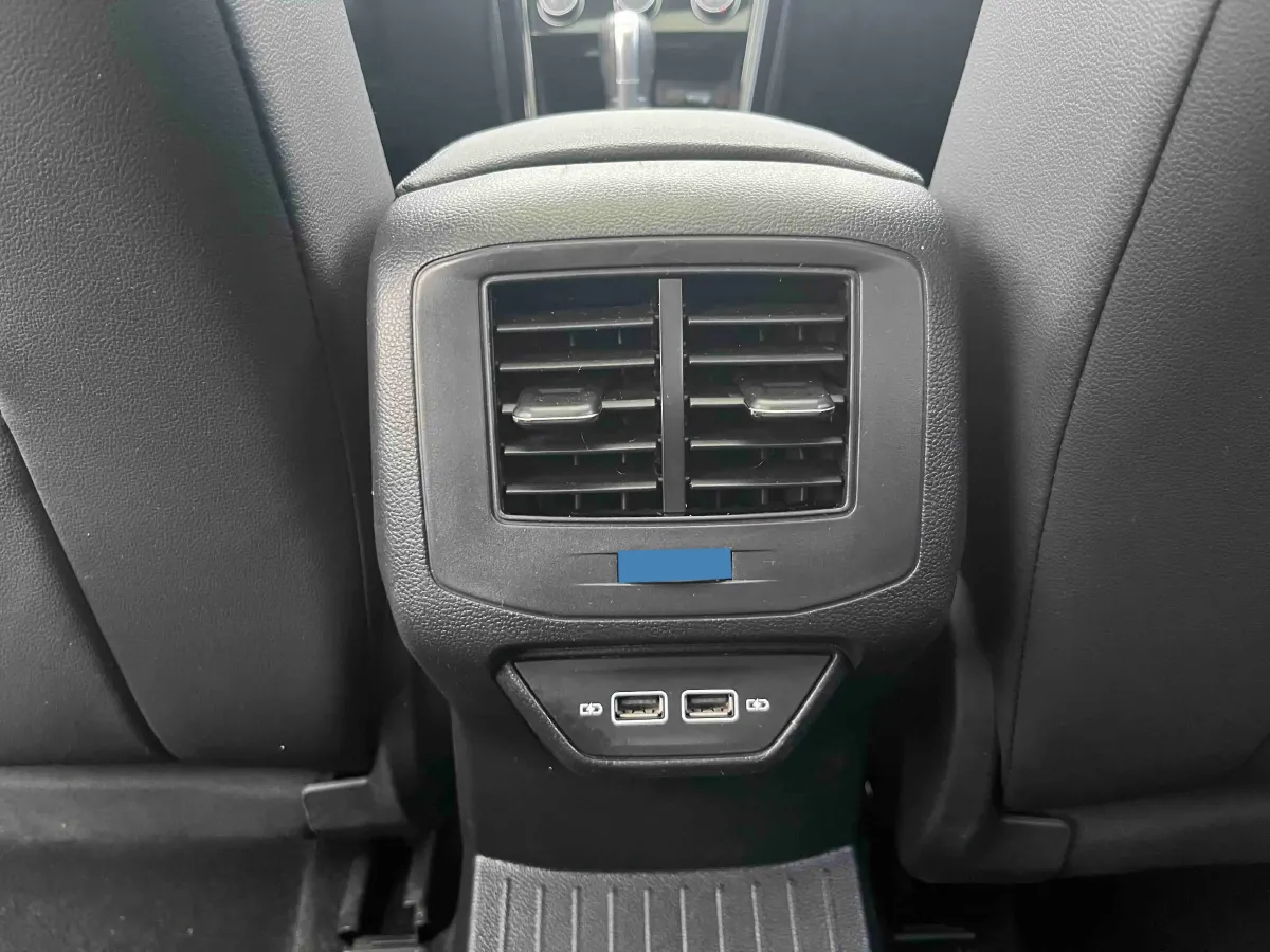 2022 Volkswagen T-Roc 1.4T 150HP L4 7DCT,autocango,china used car exporter,china ev exporter,chinese used car exporter,chinese used ev exporter