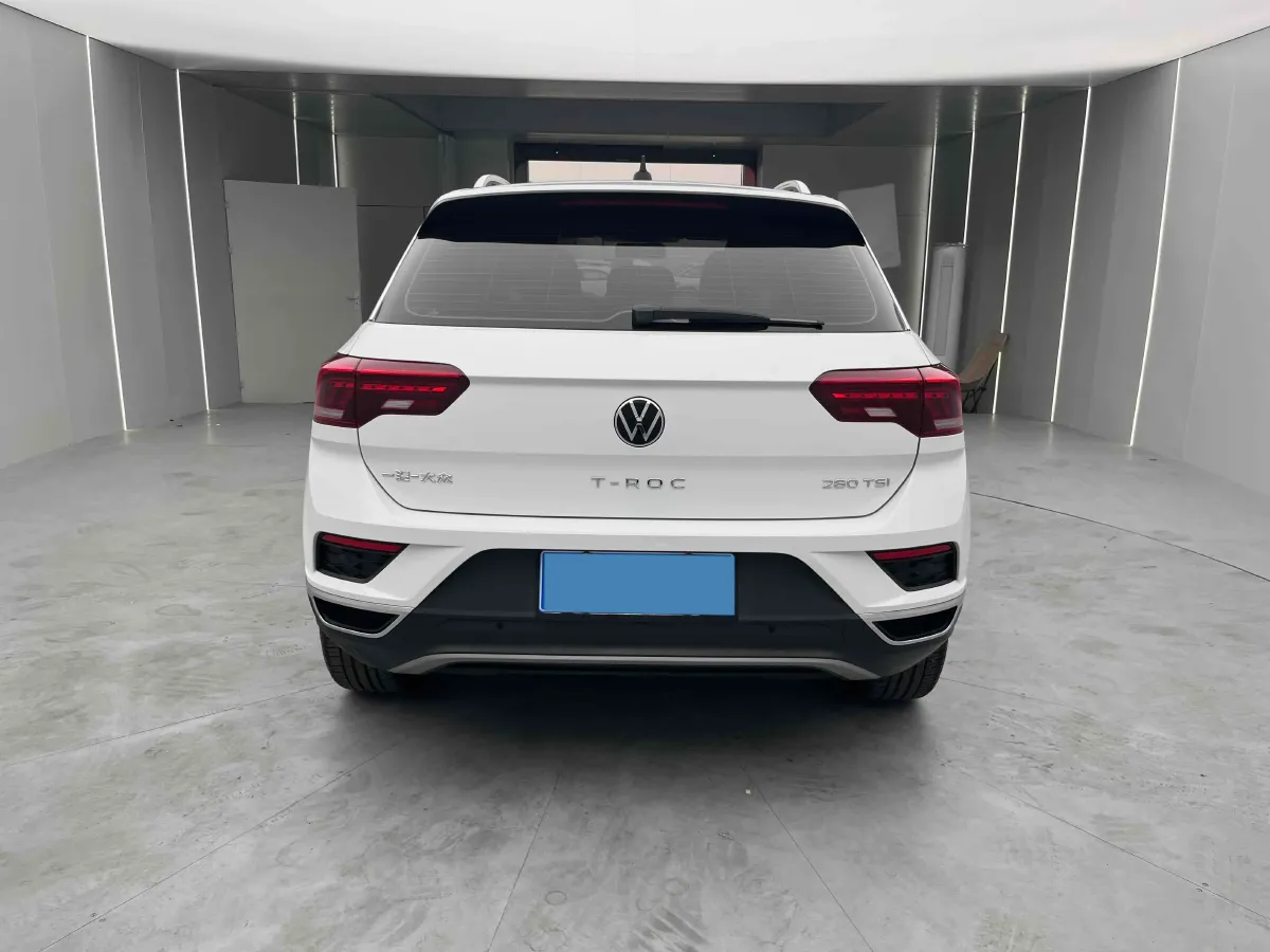 2022 Volkswagen T-Roc 1.4T 150HP L4 7DCT,autocango,china used car exporter,china ev exporter,chinese used car exporter,chinese used ev exporter