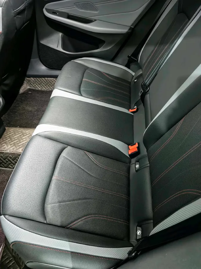 2022 Jetour DASHING i-DM 1.5T 156HP L4 3DHT PHEV 19.27KWH,autocango,china used car exporter,china ev exporter,chinese used car exporter,chinese used ev exporter