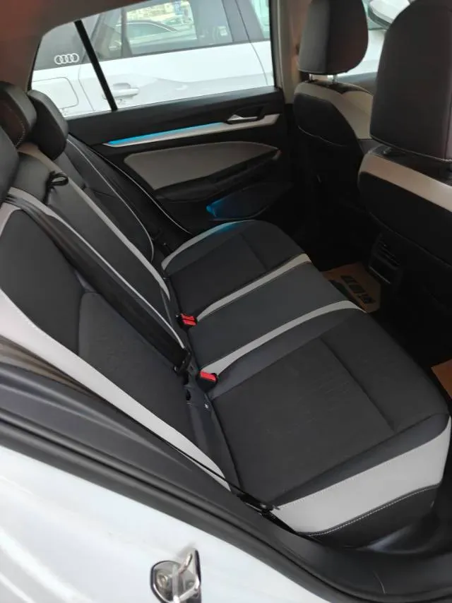 2023 Volkswagen Golf 1.4T 150HP L4 7DCT,autocango,china used car exporter,china ev exporter,chinese used car exporter,chinese used ev exporter