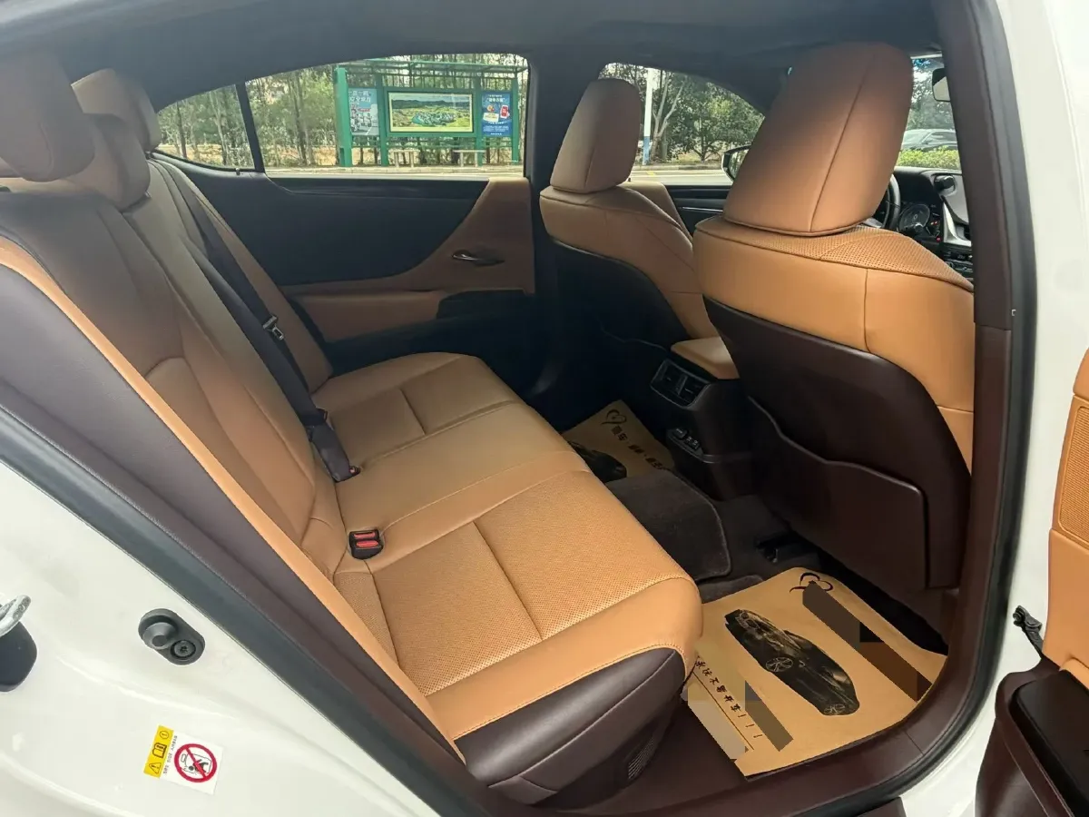 2018 Lexus ES 2.5L 178HP L4 E-CVT Hybrid,autocango,china used car exporter,china ev exporter,chinese used car exporter,chinese used ev exporter