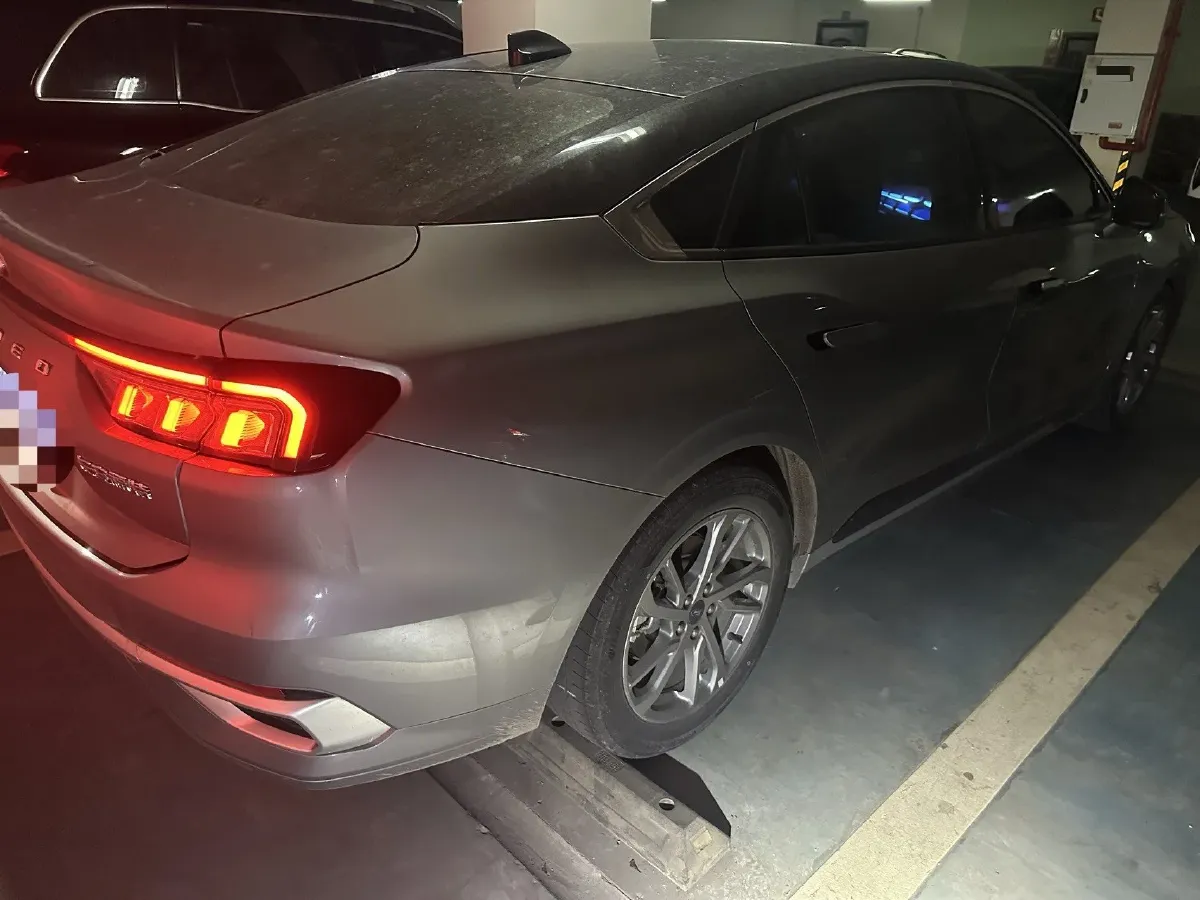 2023 Ford Mondeo 2.0T 254HP L4 8AT,autocango,china used car exporter,china ev exporter,chinese used car exporter,chinese used ev exporter