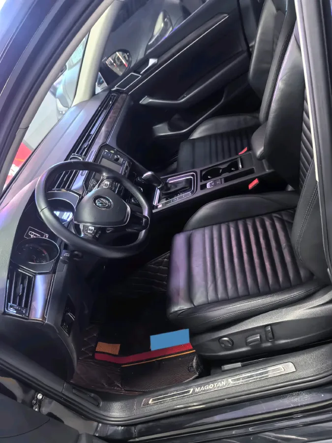 2019 Volkswagen Magotan 2.0T 186HP L4 7DCT,autocango,china used car exporter,china ev exporter,chinese used car exporter,chinese used ev exporter