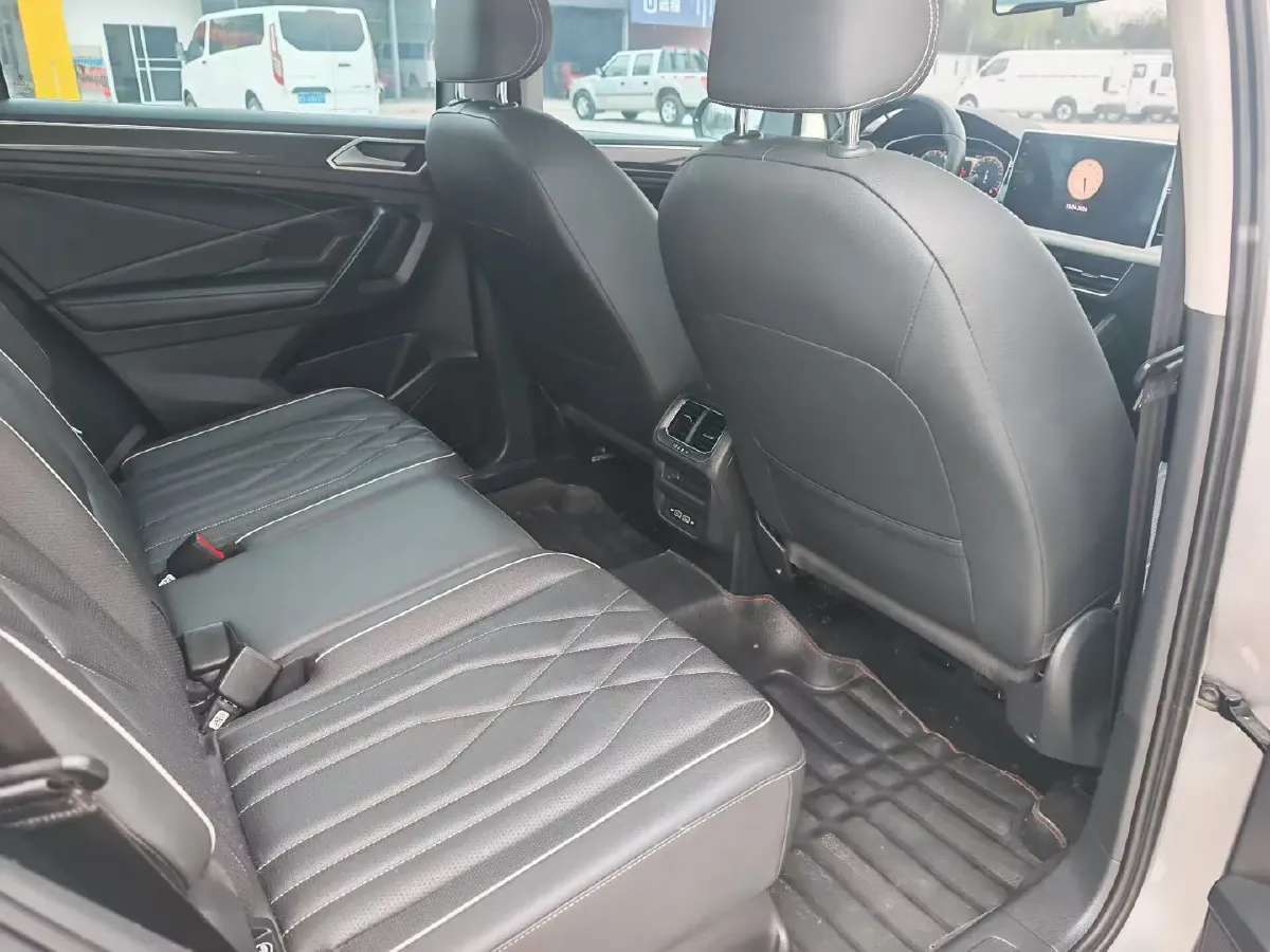 2022 Toyota Wildlander 2.5L 178HP L4 E-CVT Hybrid,autocango,china used car exporter,china ev exporter,chinese used car exporter,chinese used ev exporter