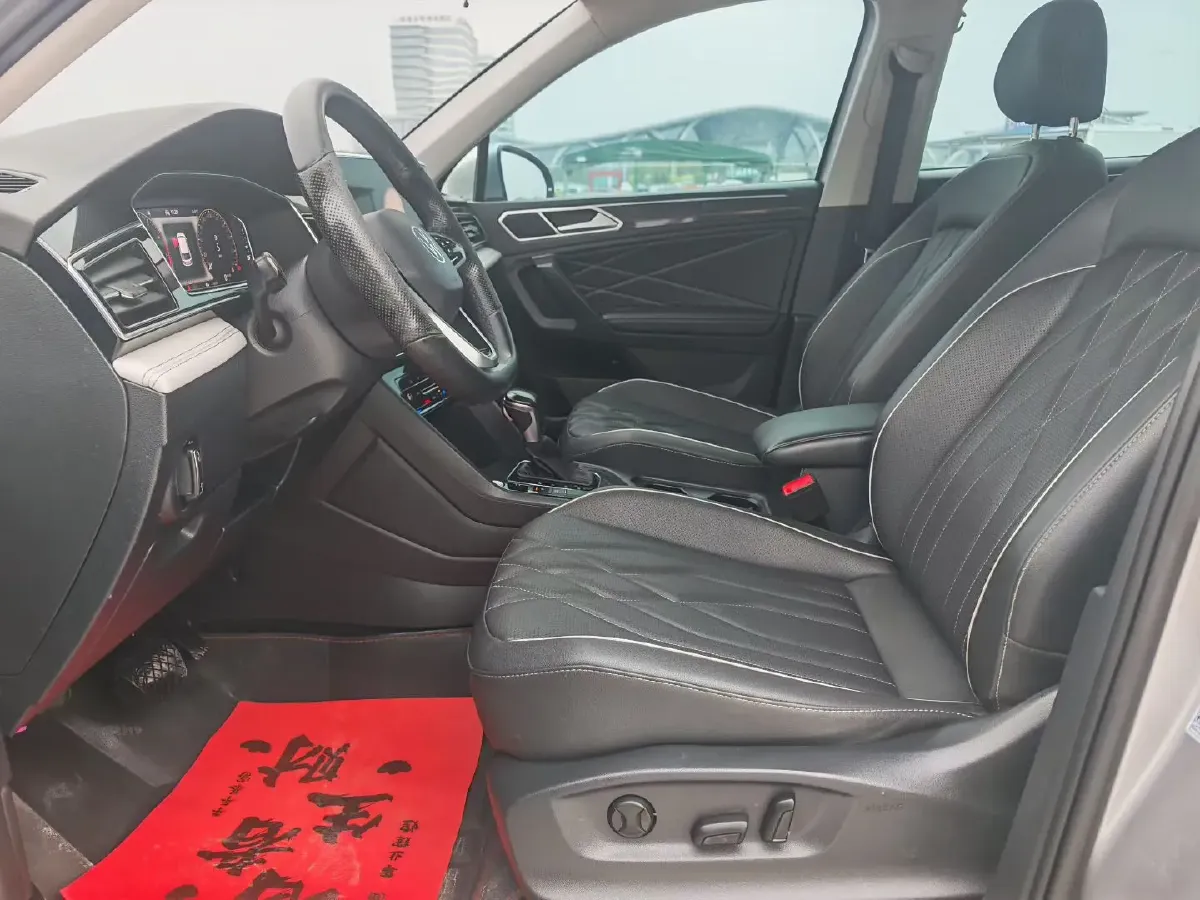 2022 Toyota Wildlander 2.5L 178HP L4 E-CVT Hybrid,autocango,china used car exporter,china ev exporter,chinese used car exporter,chinese used ev exporter