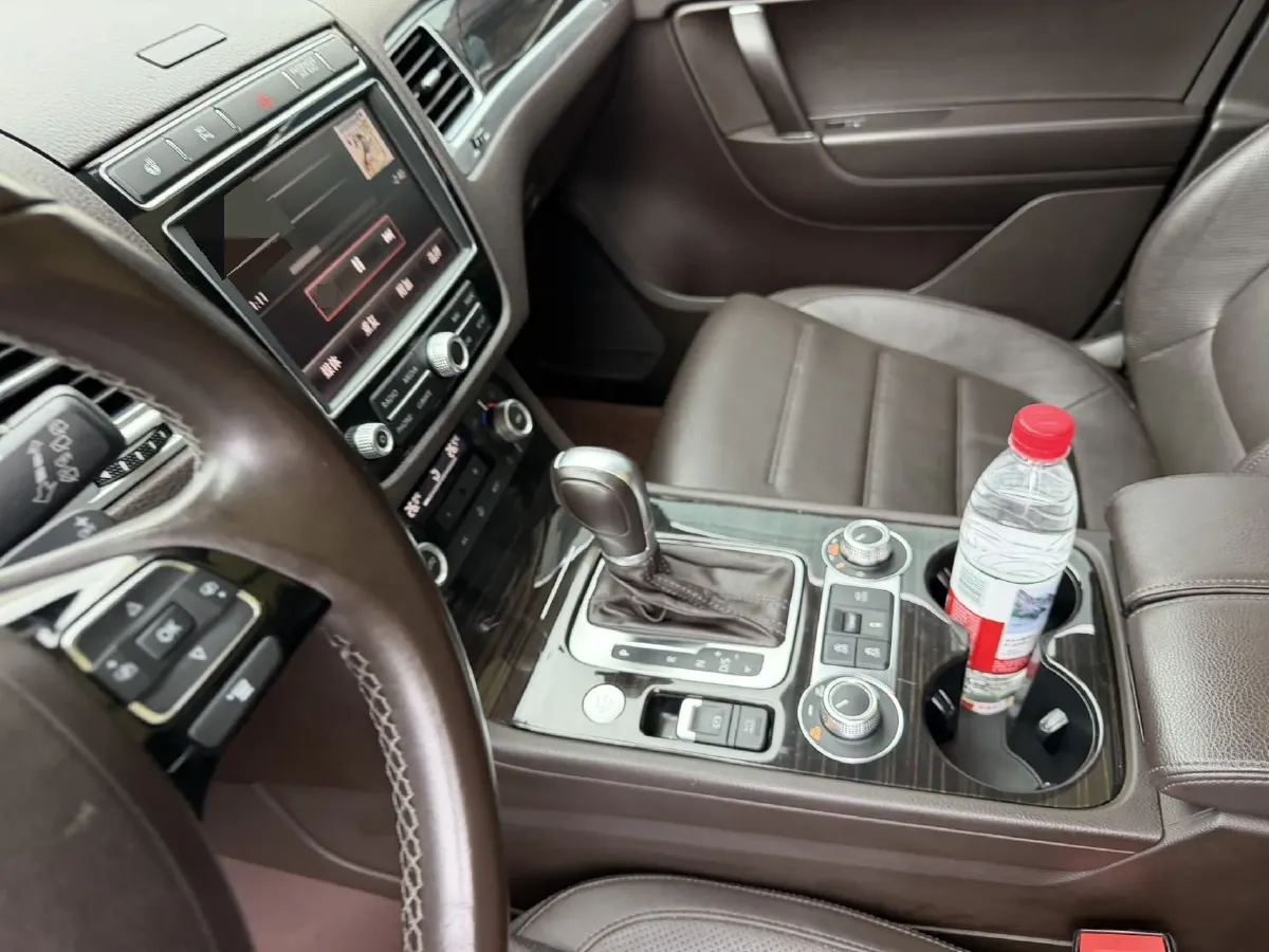 2017 Volkswagen Touareg 3.0T 320HP V6 8AT,autocango,china used car exporter,china ev exporter,chinese used car exporter,chinese used ev exporter