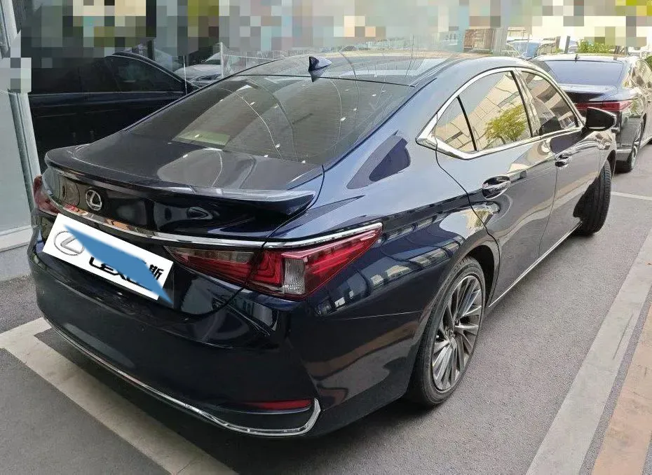 2018 Lexus ES 2.0L 167HP L4 6AT,autocango,china used car exporter,china ev exporter,chinese used car exporter,chinese used ev exporter