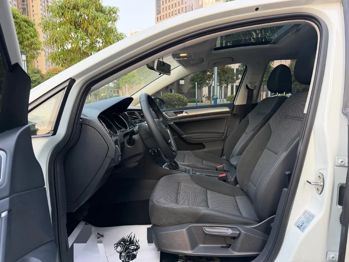 2020 Volkswagen Golf 1.4T 150HP L4 7DCT,autocango,china used car exporter,china ev exporter,chinese used car exporter,chinese used ev exporter