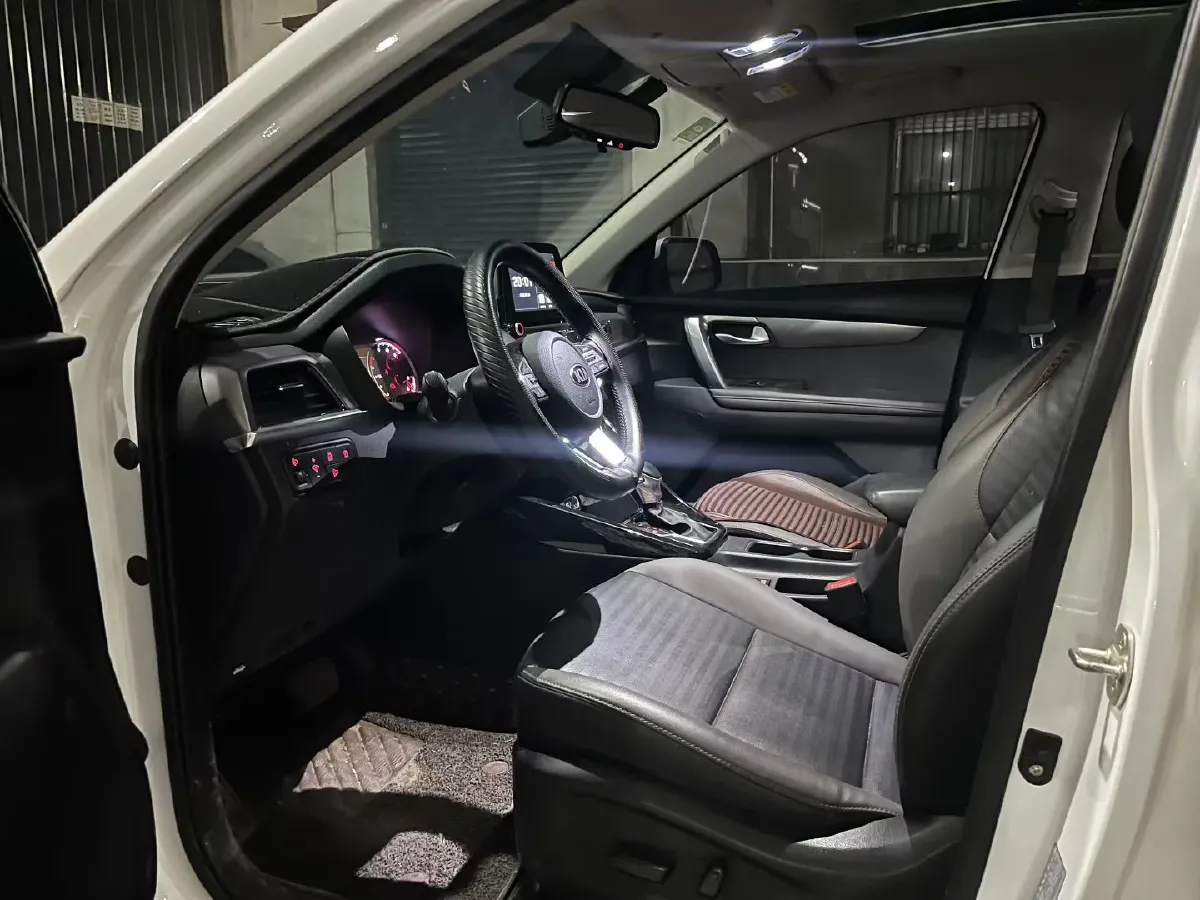 2019 Kia Sportage R 2.0L 160HP L4 6AT,autocango,china used car exporter,china ev exporter,chinese used car exporter,chinese used ev exporter