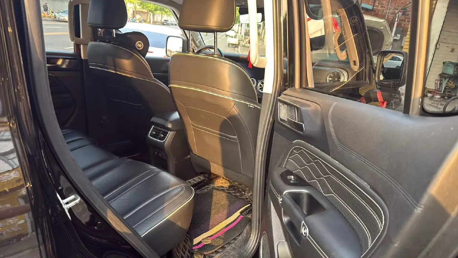 2023 Tank 300 2.0T 227HP L4 8AT,autocango,china used car exporter,china ev exporter,chinese used car exporter,chinese used ev exporter