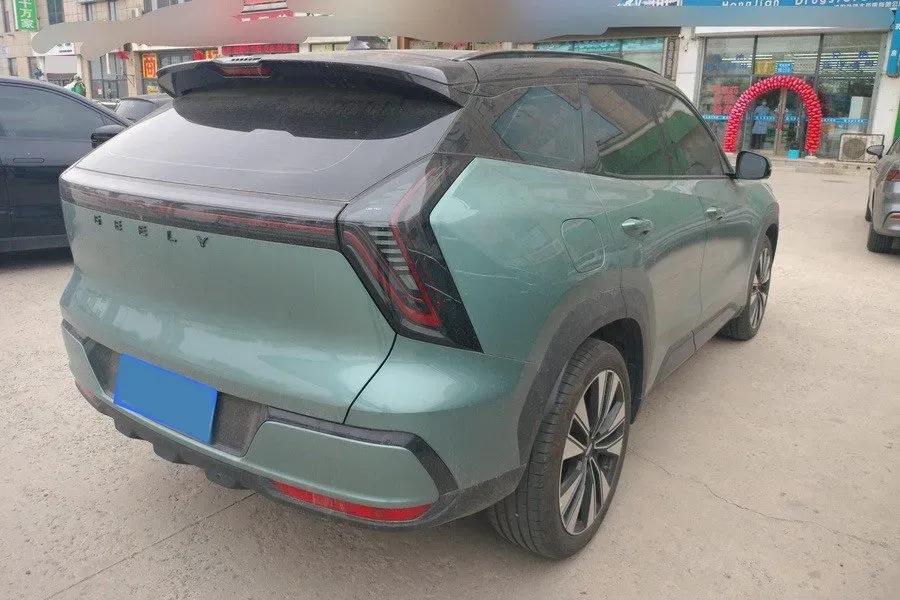 2025 Geely StarRay 1.5T 181HP L4 7DCT,autocango,china used car exporter,china ev exporter,chinese used car exporter,chinese used ev exporter