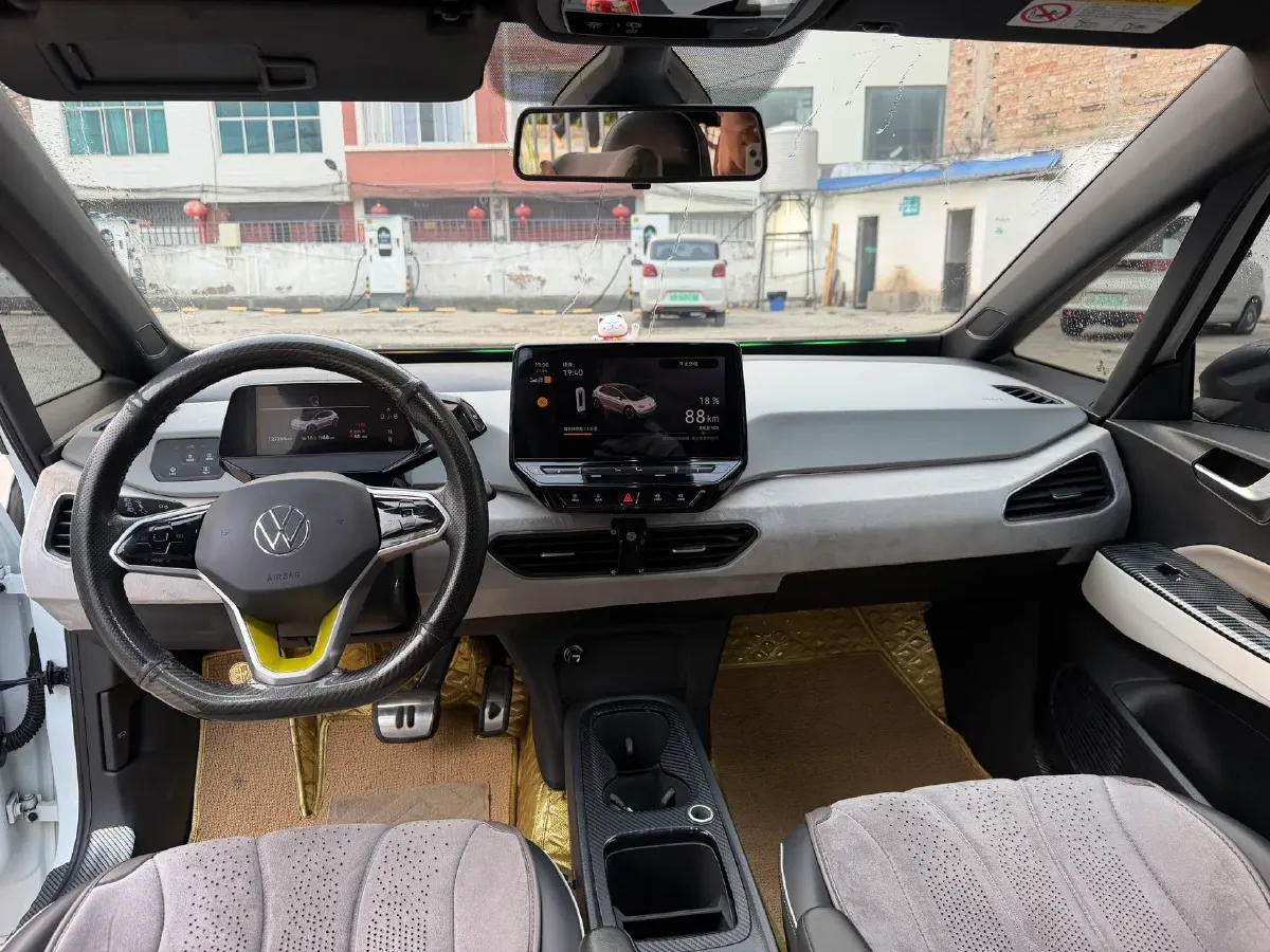 2023 Volkswagen ID.3 BEV 52.8KWH,autocango,china used car exporter,china ev exporter,chinese used car exporter,chinese used ev exporter