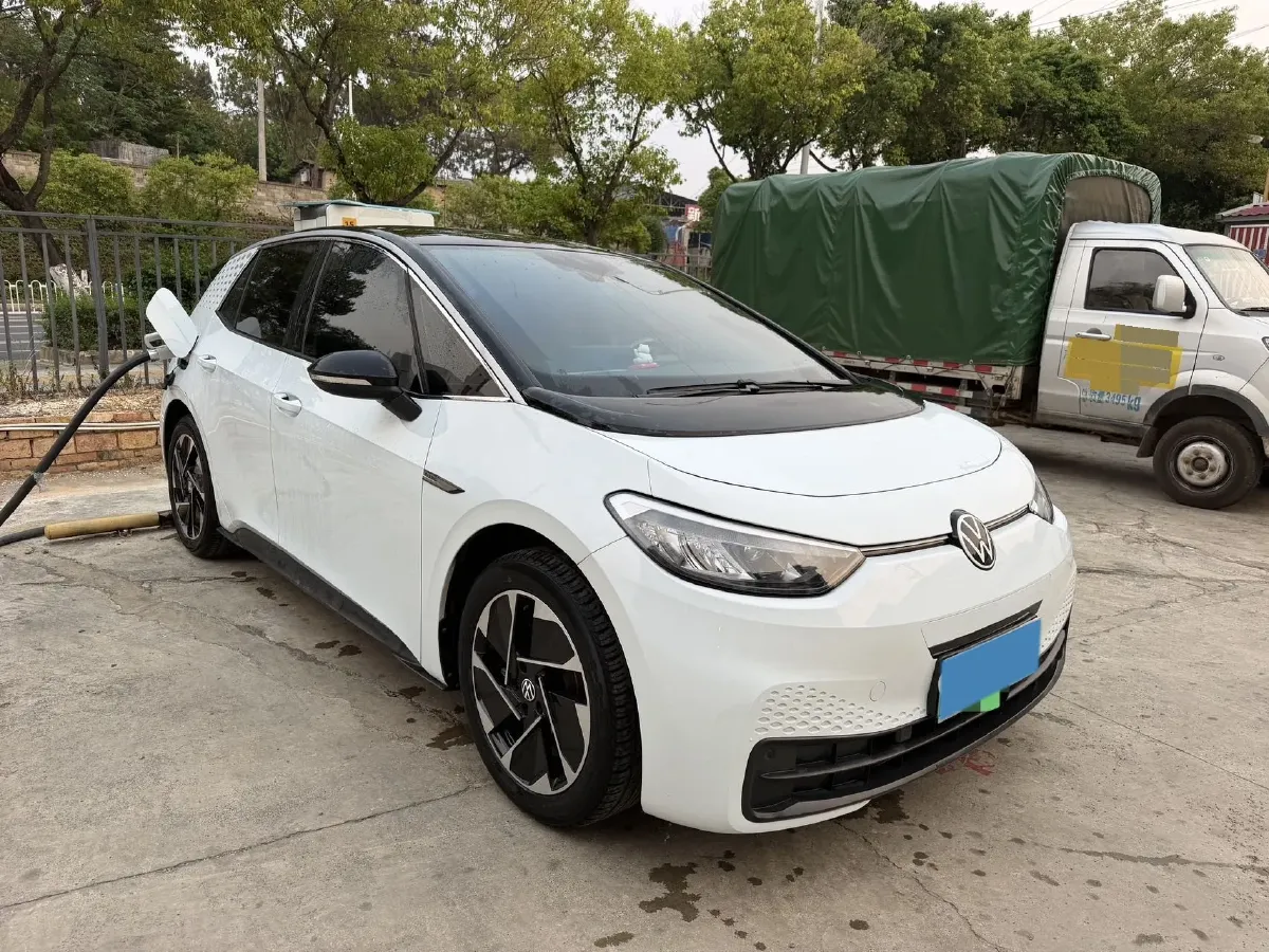 2023 Volkswagen ID.3 BEV 52.8KWH,autocango,china used car exporter,china ev exporter,chinese used car exporter,chinese used ev exporter