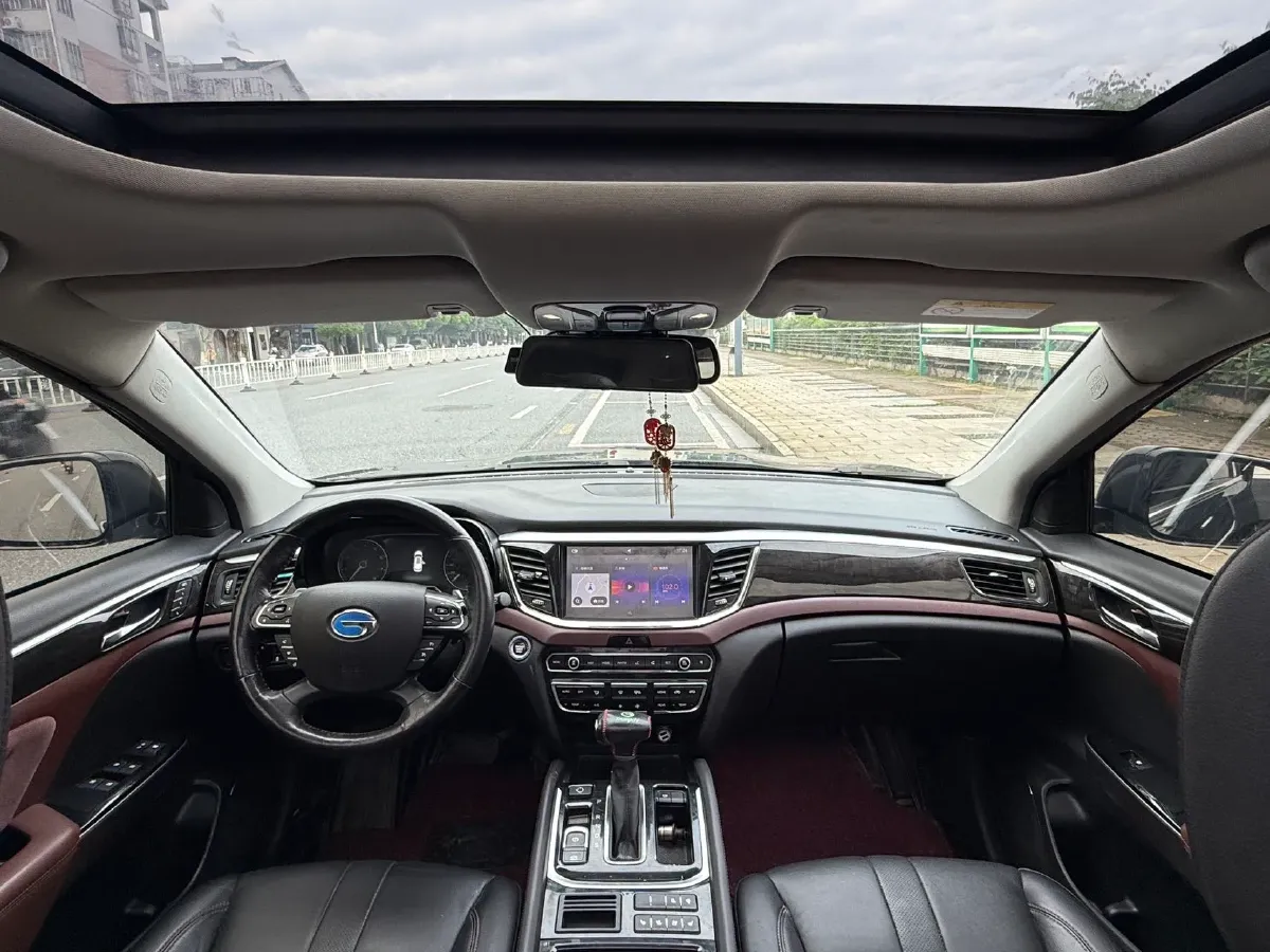 2017 GAC Trumpchi GS8 2.0T 201HP L4 6AT,autocango,china used car exporter,china ev exporter,chinese used car exporter,chinese used ev exporter