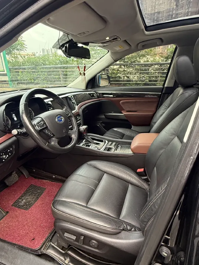 2017 GAC Trumpchi GS8 2.0T 201HP L4 6AT,autocango,china used car exporter,china ev exporter,chinese used car exporter,chinese used ev exporter