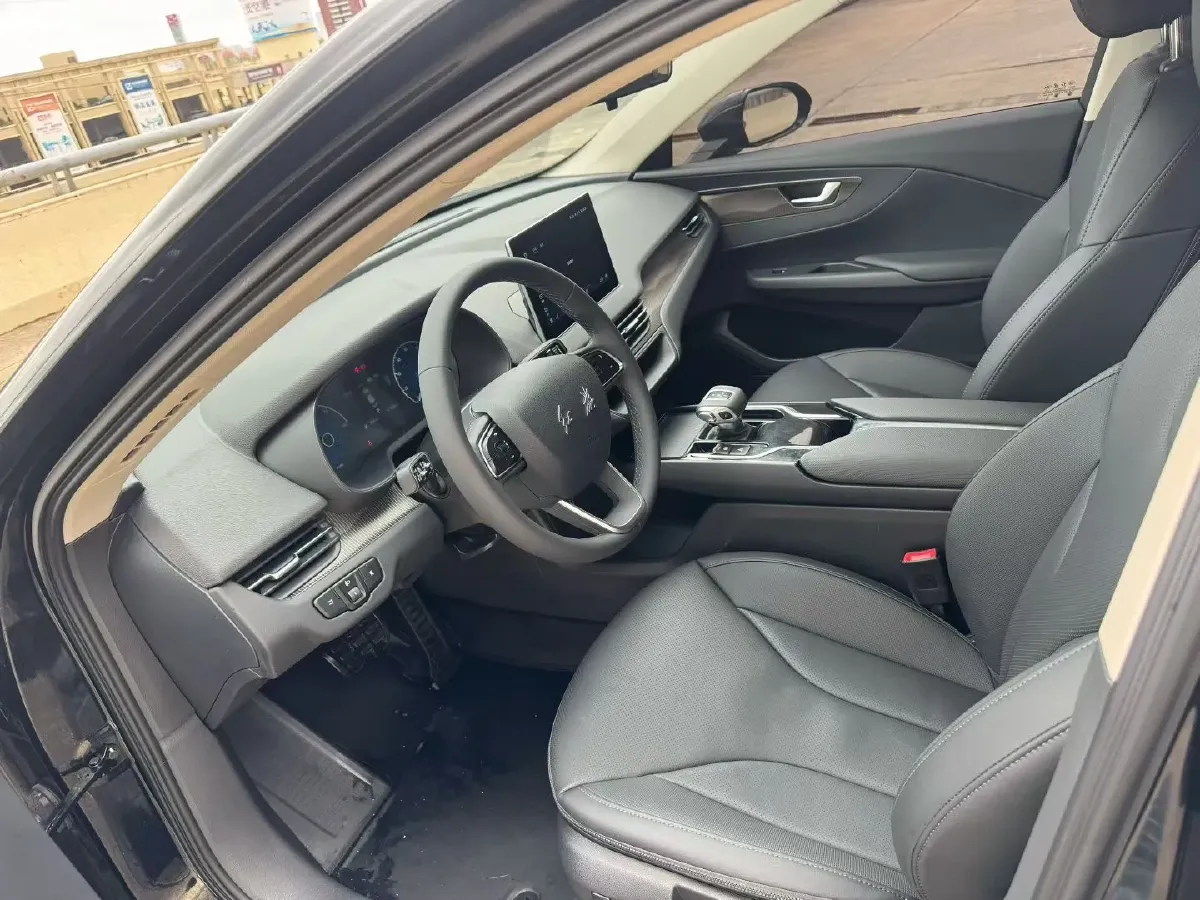 2022 HongQi E-QM5 BEV 56KWH,autocango,china used car exporter,china ev exporter,chinese used car exporter,chinese used ev exporter