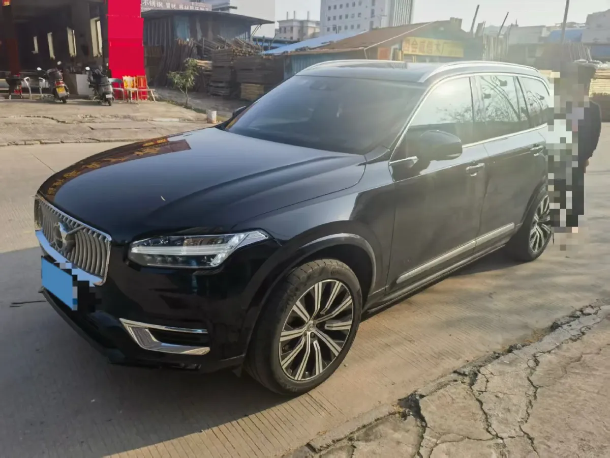 2021 Volvo XC90 2.0T 299HP L4 8AT,autocango,china used car exporter,china ev exporter,chinese used car exporter,chinese used ev exporter