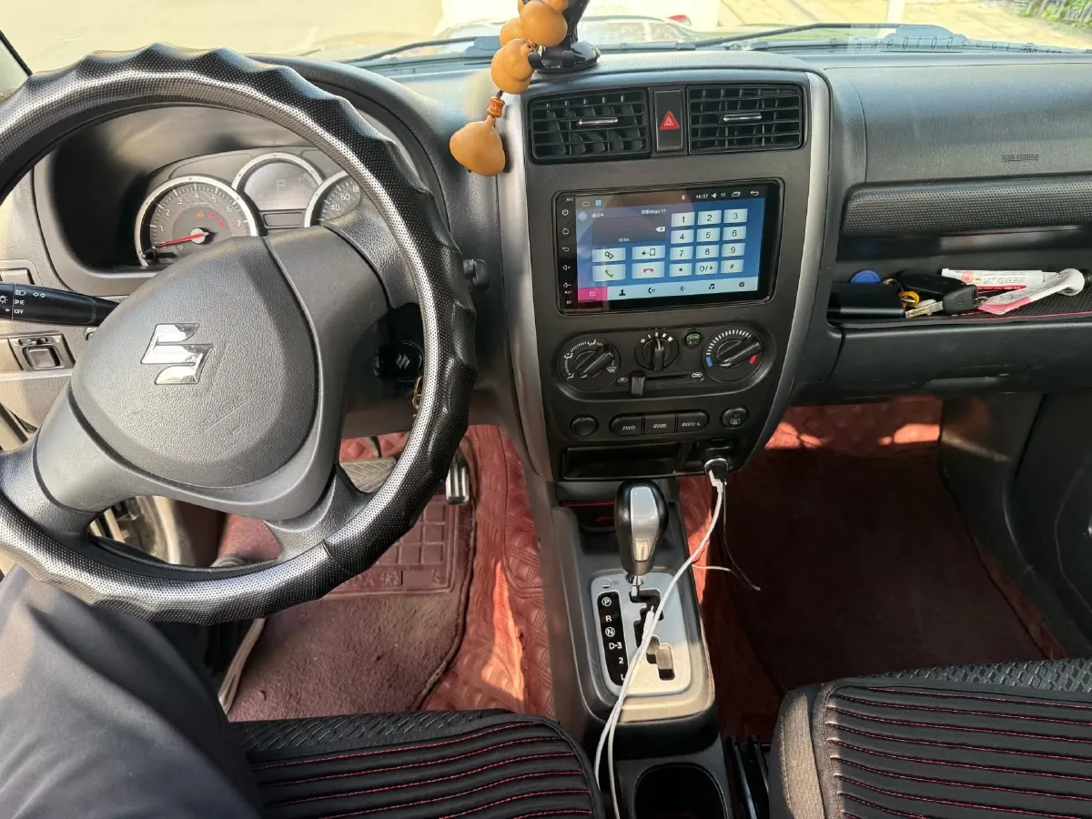 2015 Suzuki Jimny 1.3L 85HP L4 4AT,autocango,china used car exporter,china ev exporter,chinese used car exporter,chinese used ev exporter