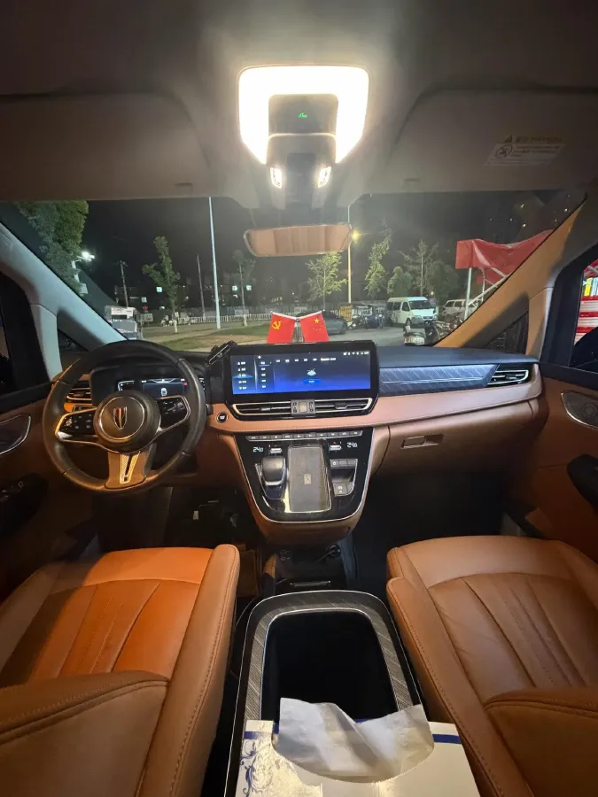 2023 HongQi HQ9 2.0T 252HP L4 8AT,autocango,china used car exporter,china ev exporter,chinese used car exporter,chinese used ev exporter