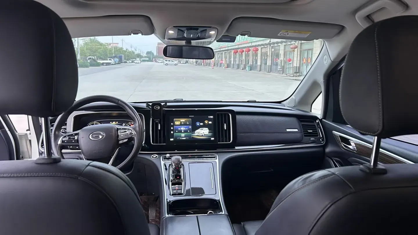 2021 GAC Trumpchi M8 2.0T 252HP L4 8AT,autocango,china used car exporter,china ev exporter,chinese used car exporter,chinese used ev exporter