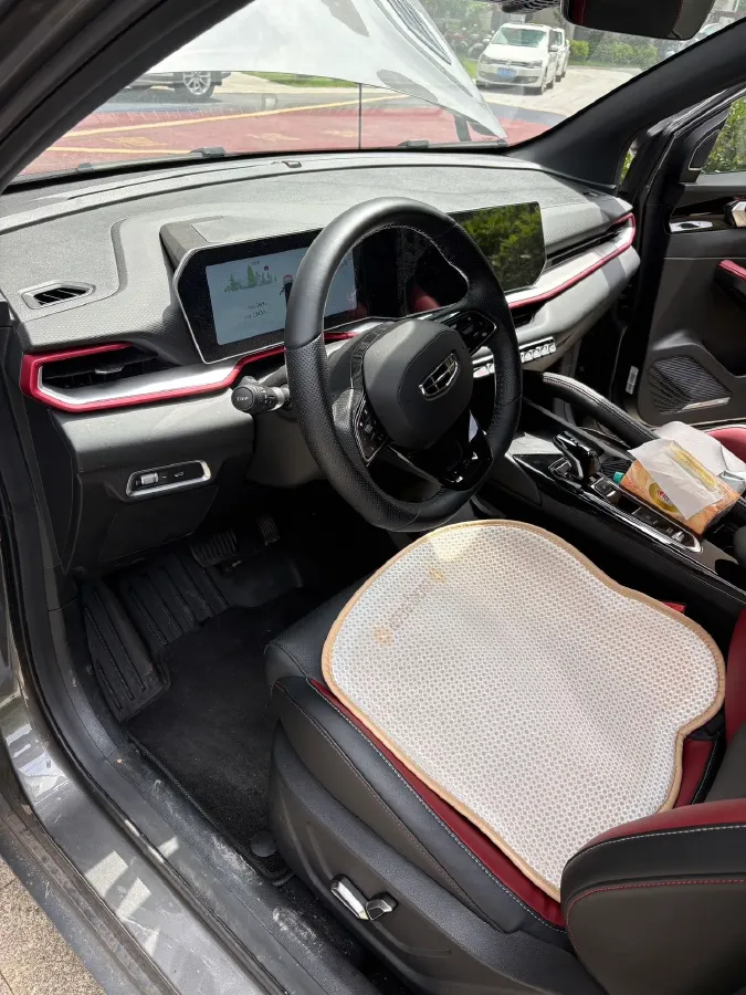 2022 Geely Coolray 1.5T 181HP L4 7DCT,autocango,china used car exporter,china ev exporter,chinese used car exporter,chinese used ev exporter