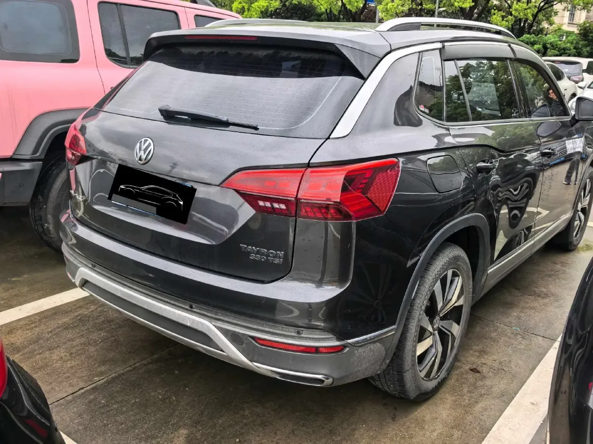 2019 Jeep Cherokee 2.0T 234HP L4 9AT,autocango,china used car exporter,china ev exporter,chinese used car exporter,chinese used ev exporter