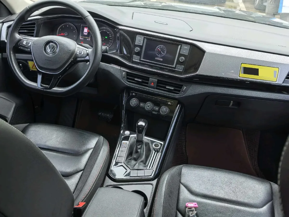 2019 Jeep Cherokee 2.0T 234HP L4 9AT,autocango,china used car exporter,china ev exporter,chinese used car exporter,chinese used ev exporter