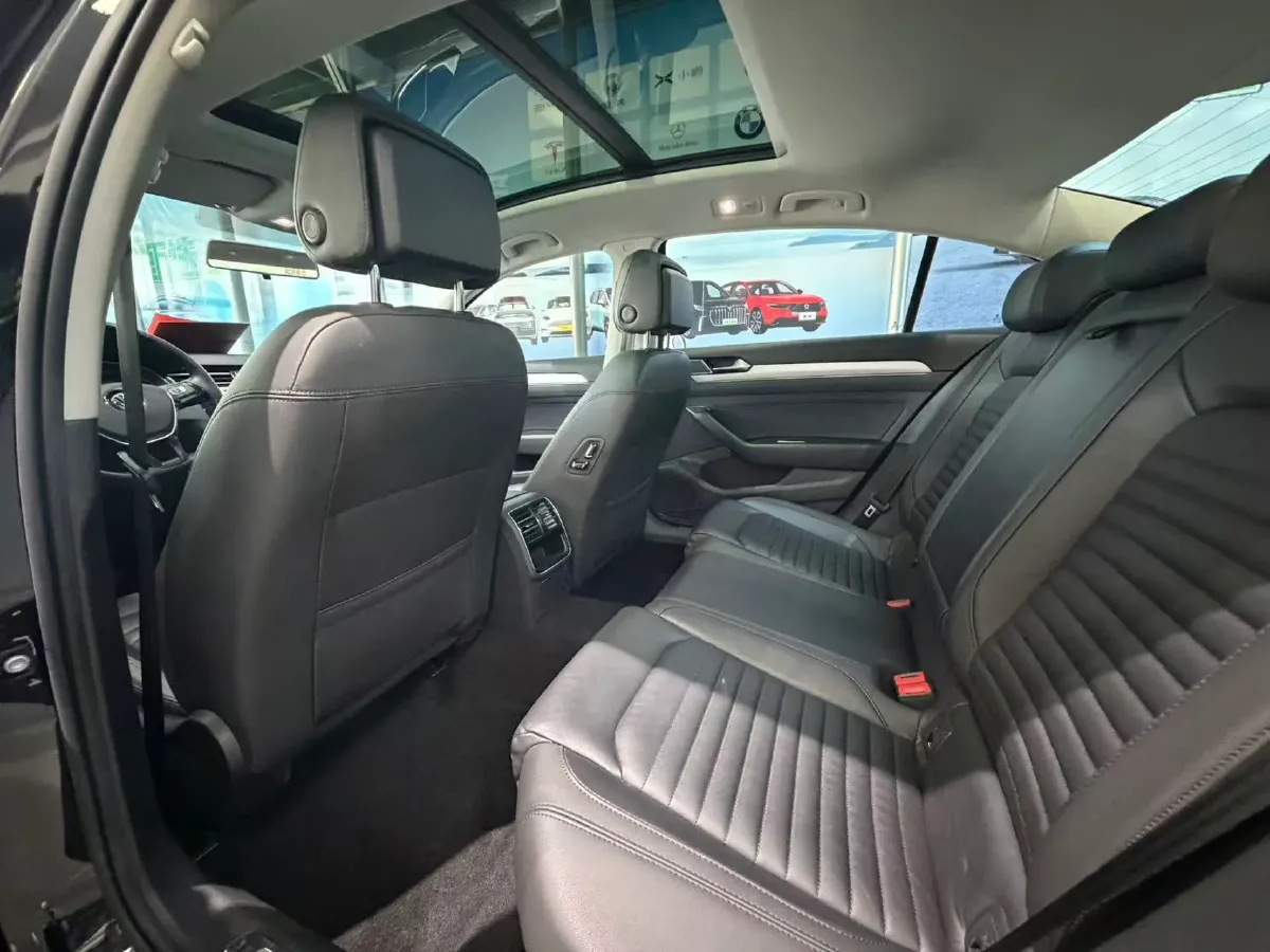 2019 Chevrolet Malibu XL 2.0T 241HP L4 9AT,autocango,china used car exporter,china ev exporter,chinese used car exporter,chinese used ev exporter