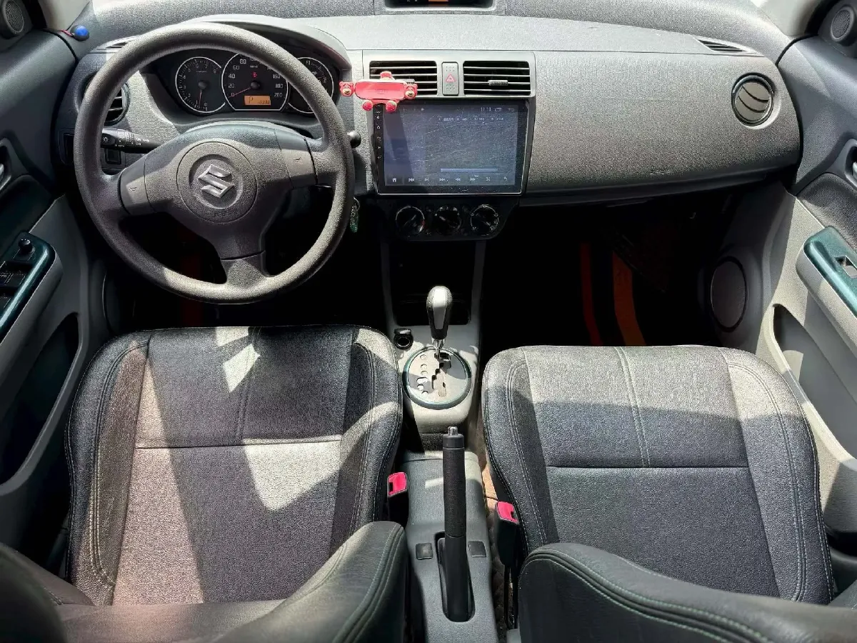 2016 Suzuki Swift 1.5L 103HP L4 4AT,autocango,china used car exporter,china ev exporter,chinese used car exporter,chinese used ev exporter